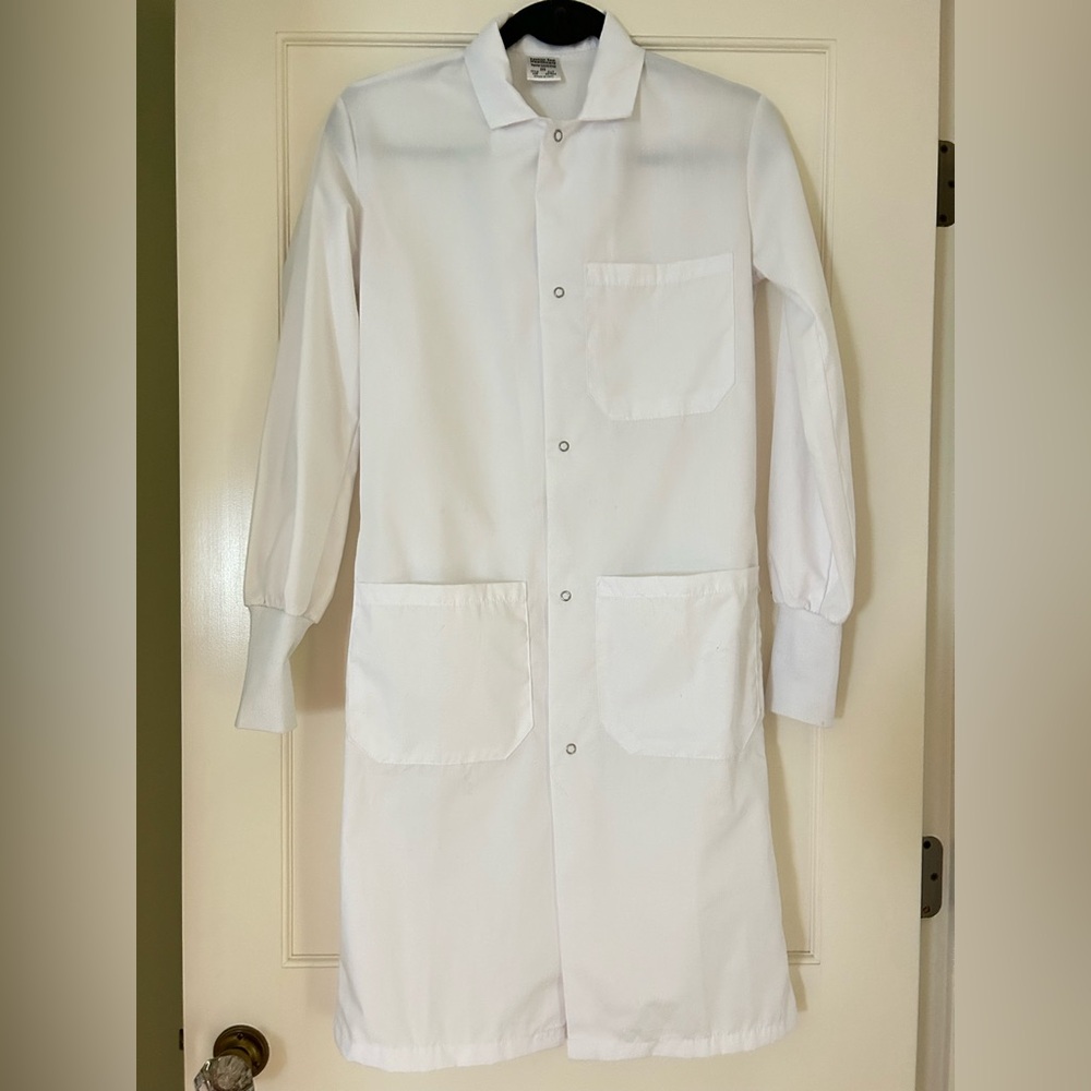 Lab Certified - White Lab Coat with Pockets